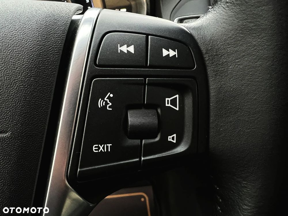 Volvo XC 60 D4 Geartronic Summum - 30