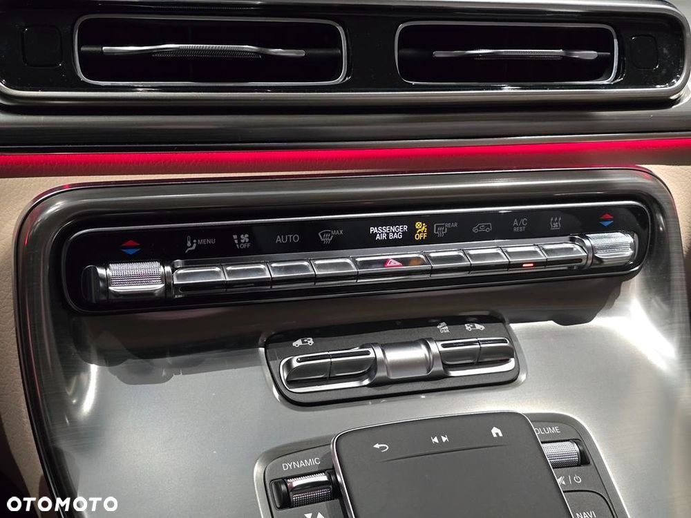 Mercedes-Benz Klasa V 300 d 4-Matic 9G-Tronic Exclusive (d³ugi) - 22