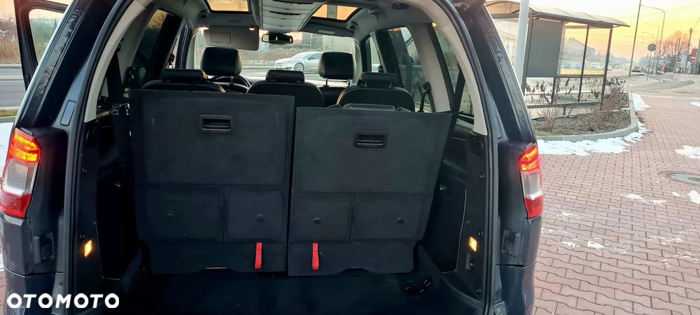 Ford Galaxy 2.0 TDCi Platinium X (Titanium) MPS6 - 7