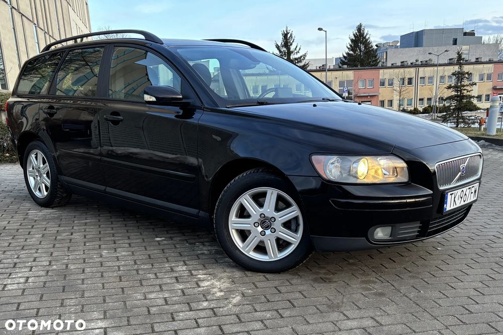 Volvo V50 2.0D DPF Momentum - 1