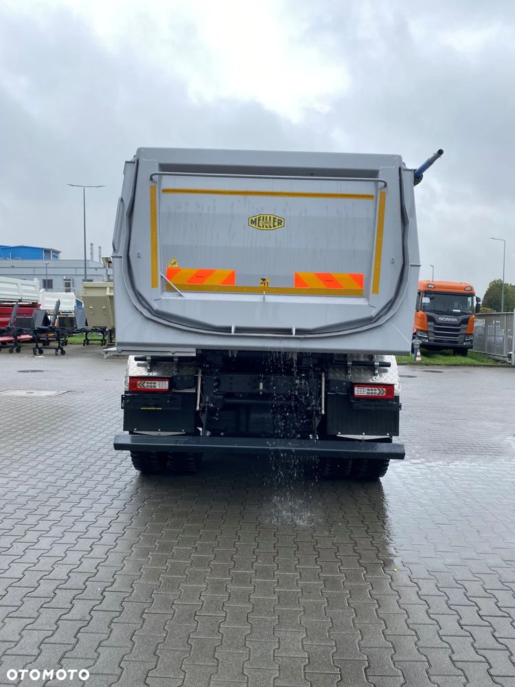 Renault Gama K480 8X4 - 7
