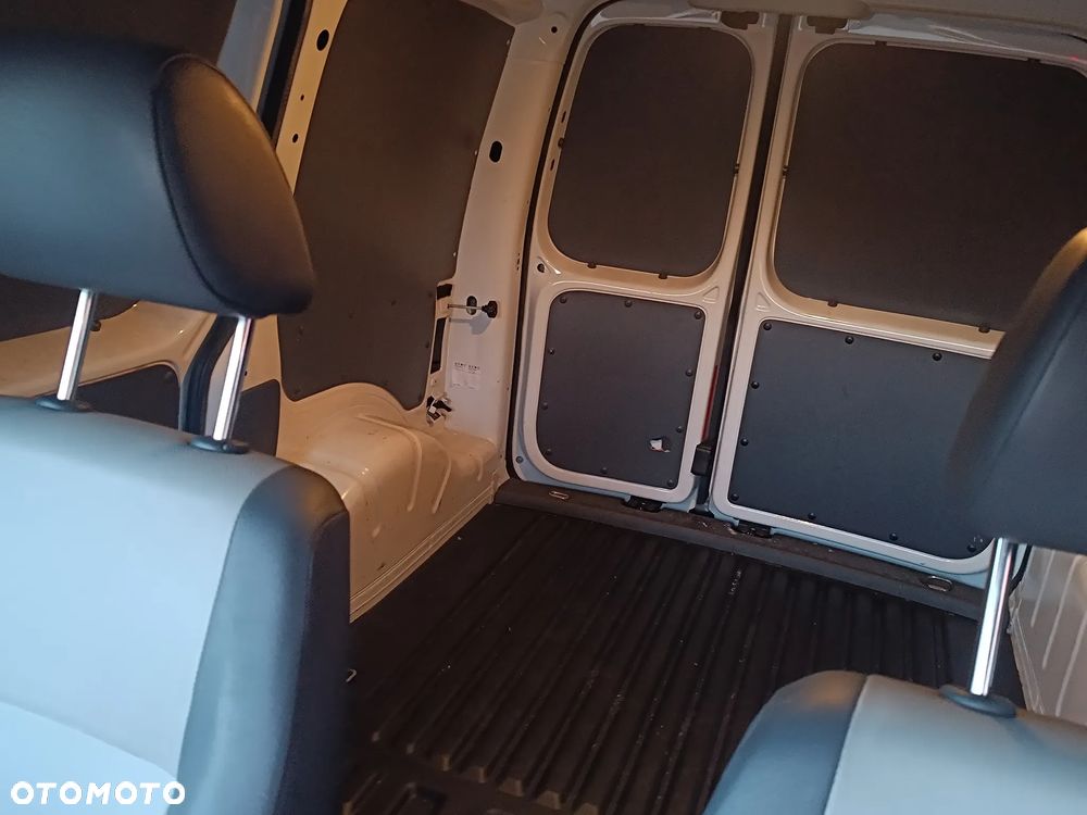 Volkswagen Caddy 2,0 TDI niemiecki - 4