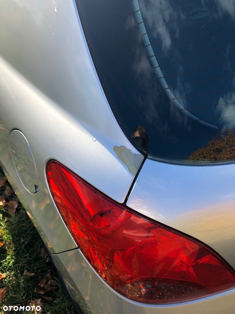 Peugeot 207 - 14