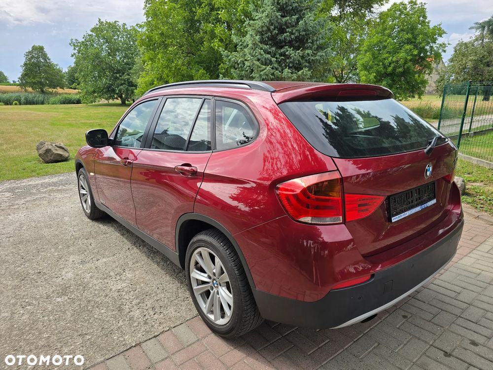 BMW X1 sDrive18i - 10