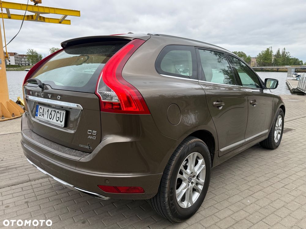 Volvo XC 60 D5 AWD Summum - 5