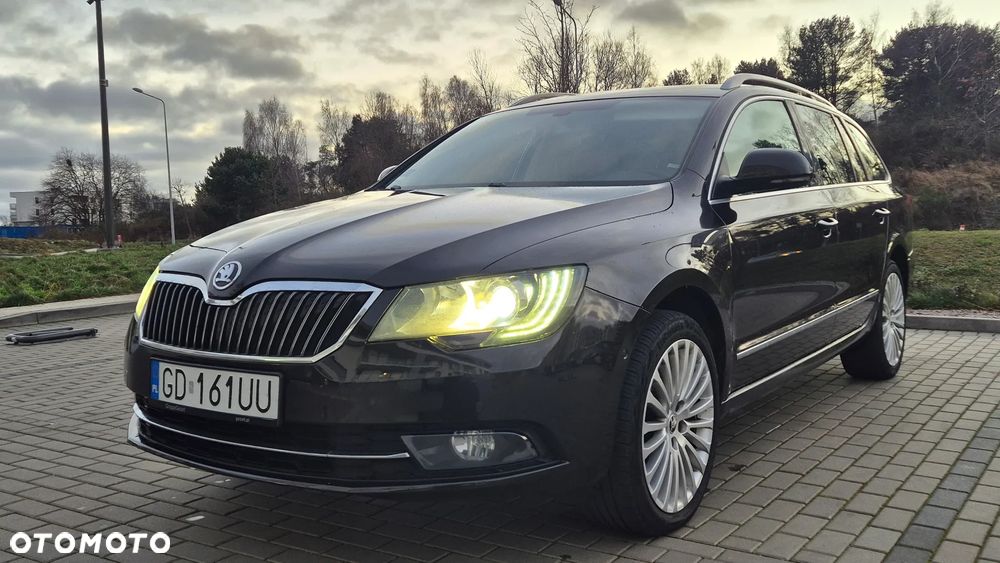 Skoda Superb 2.0 TDI 4x4 Platinum DSG - 12