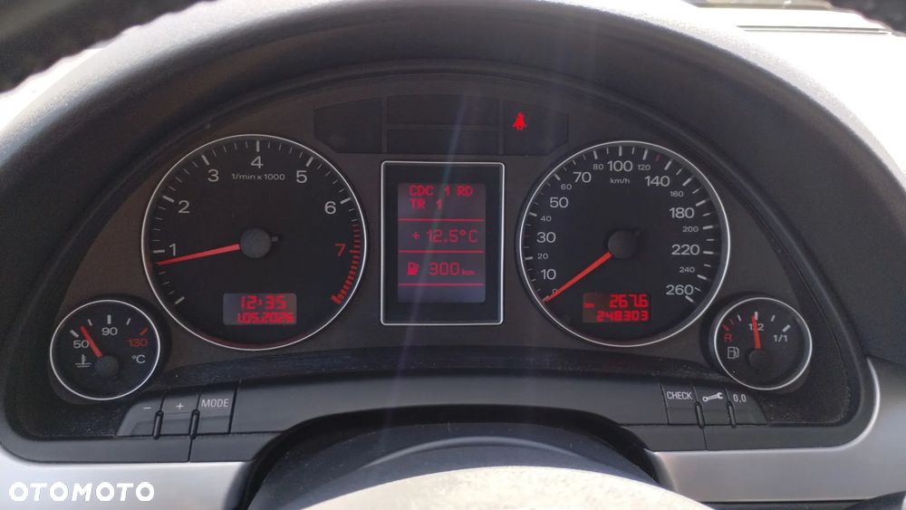Audi A4 Avant - 15
