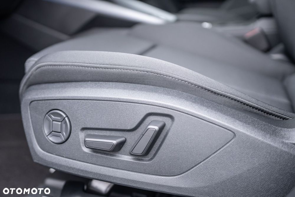 Audi A3 Sportback 35 TFSI S tronic advanced - 10