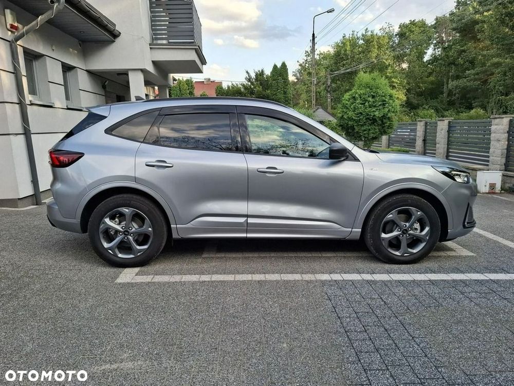 Ford Kuga 2.5 Duratec FHEV 4x4 ST-LINE X - 8
