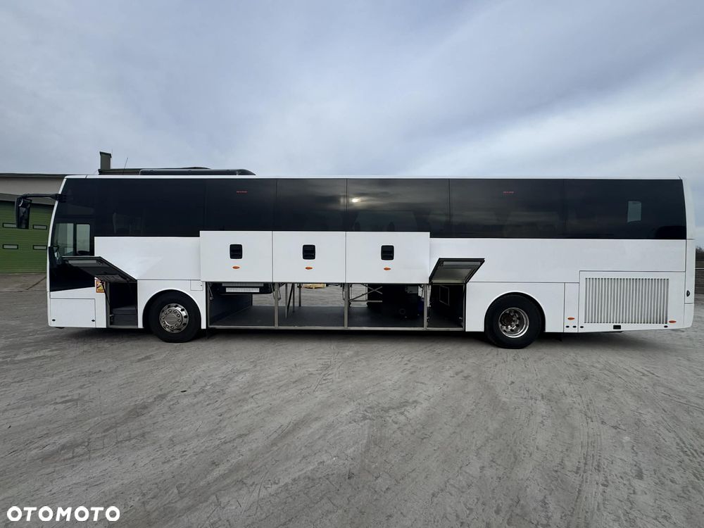 Van Hool EX16 - 10