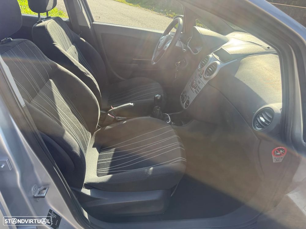 Opel Corsa - 11