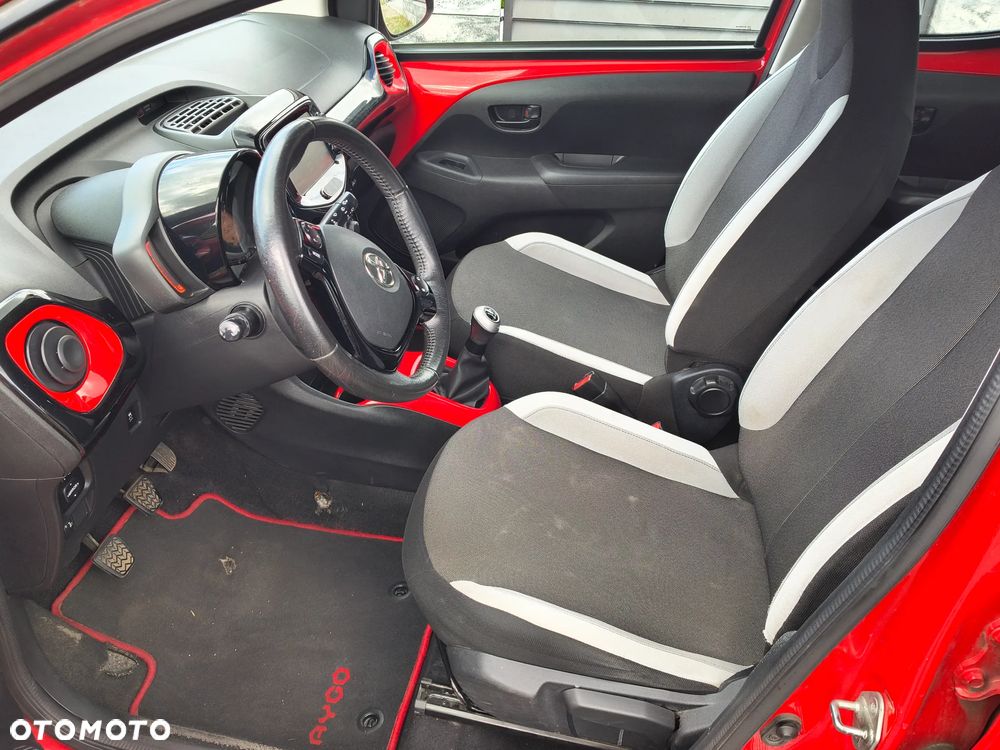Toyota Aygo x-cite Style Selection - 18