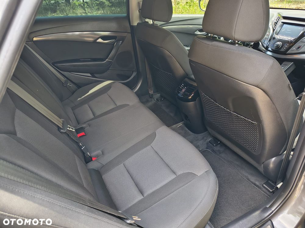 Hyundai i40 1.6 CRDi Comfort DCT - 15