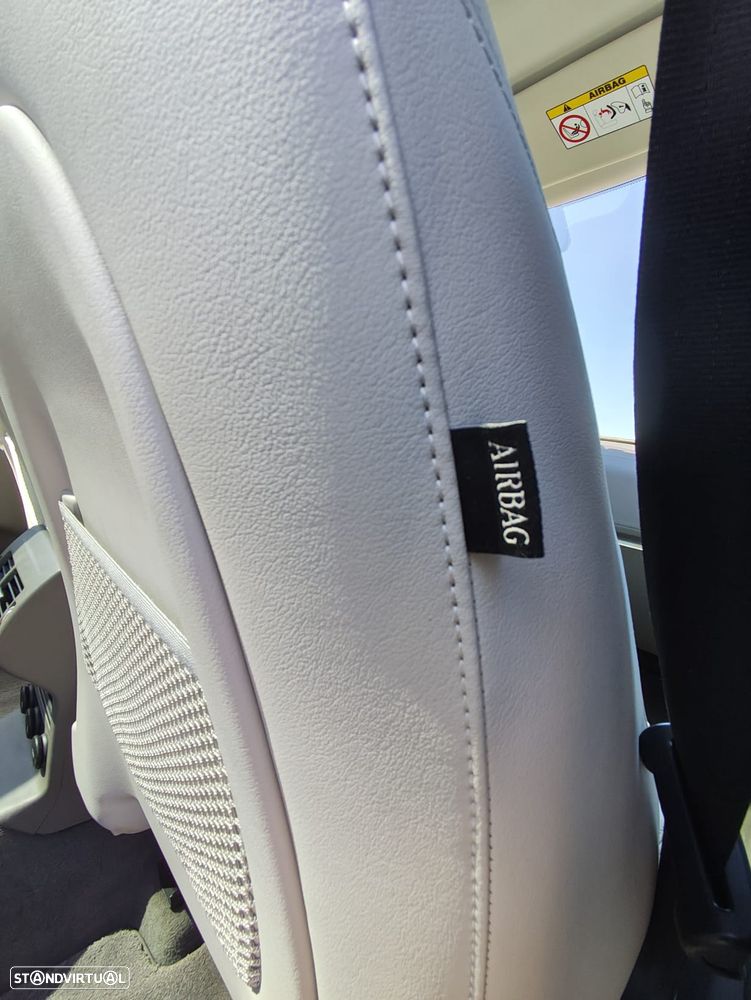 Jaguar F-Pace 2.0 i4D Prestige AWD Aut. - 17