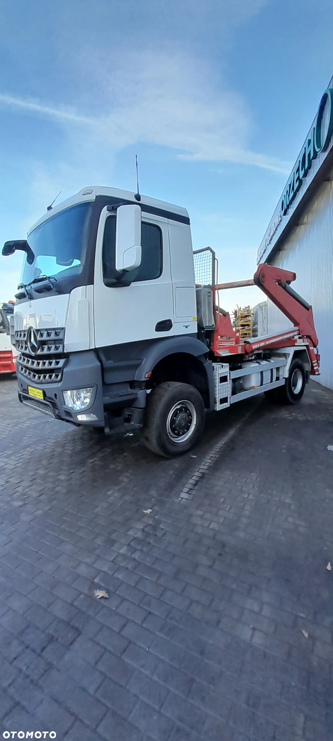 Mercedes-Benz AROCS 2046 - 9