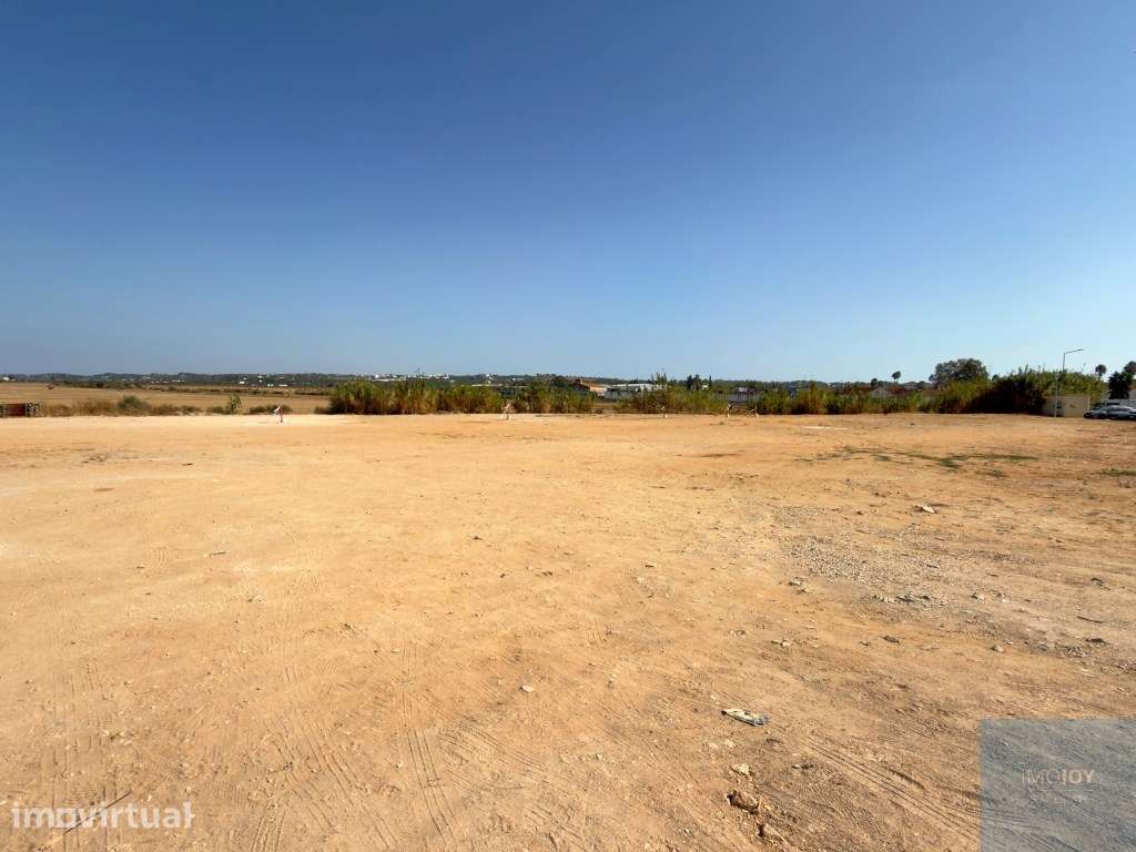 Lote de Terreno Urbano para Venda em Lagoa - Grande imagem: 2/36