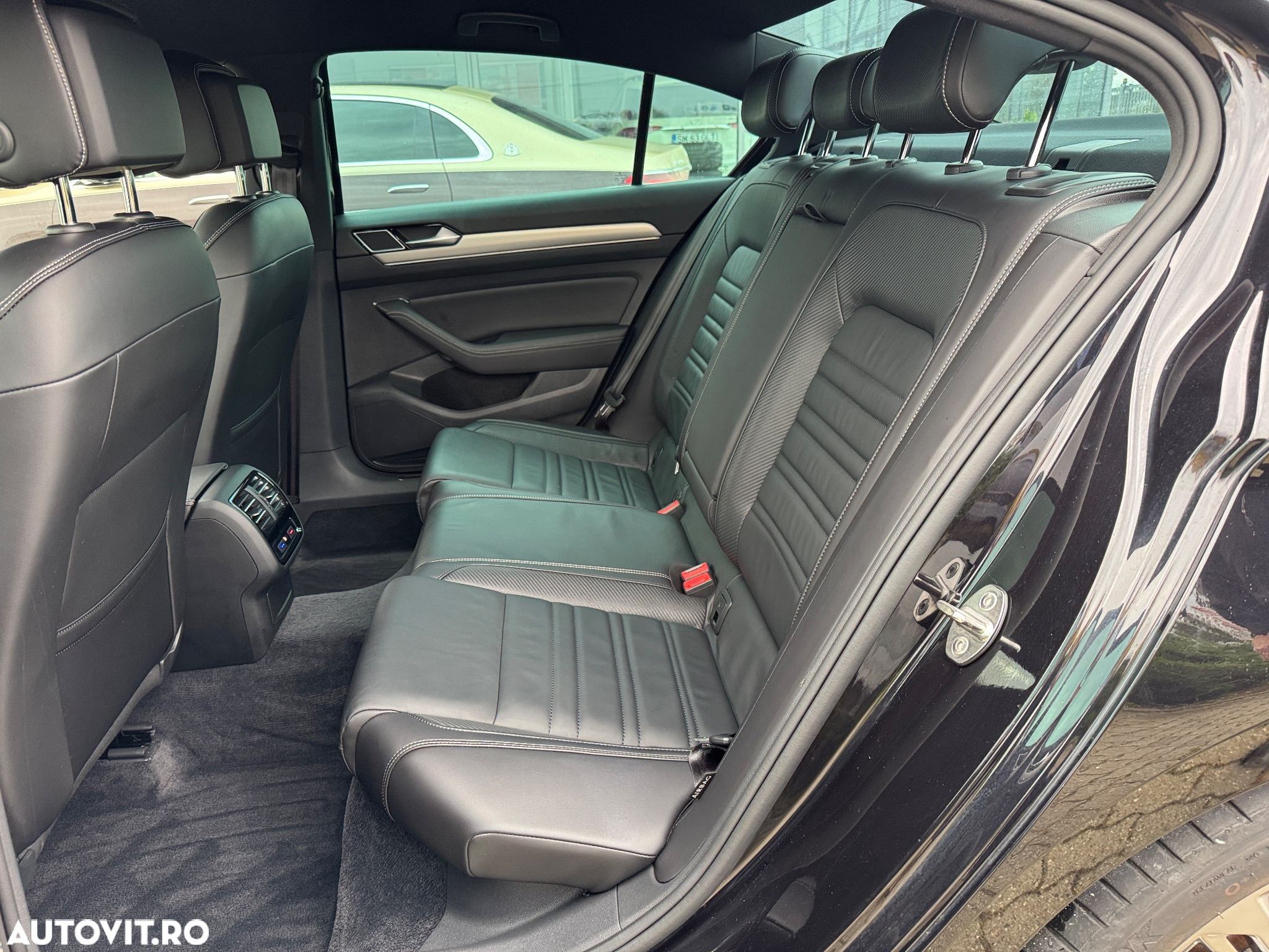 Volkswagen Passat 2.0 TDI DSG R Executive - 21