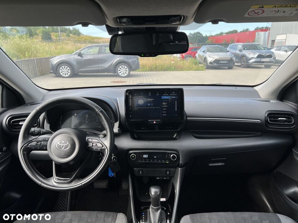 Toyota Yaris Hybrid 1.5 Style - 13