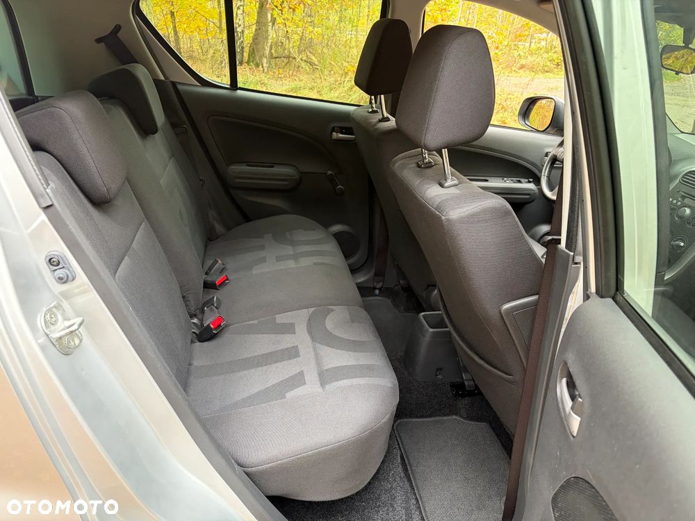 Opel Agila - 16