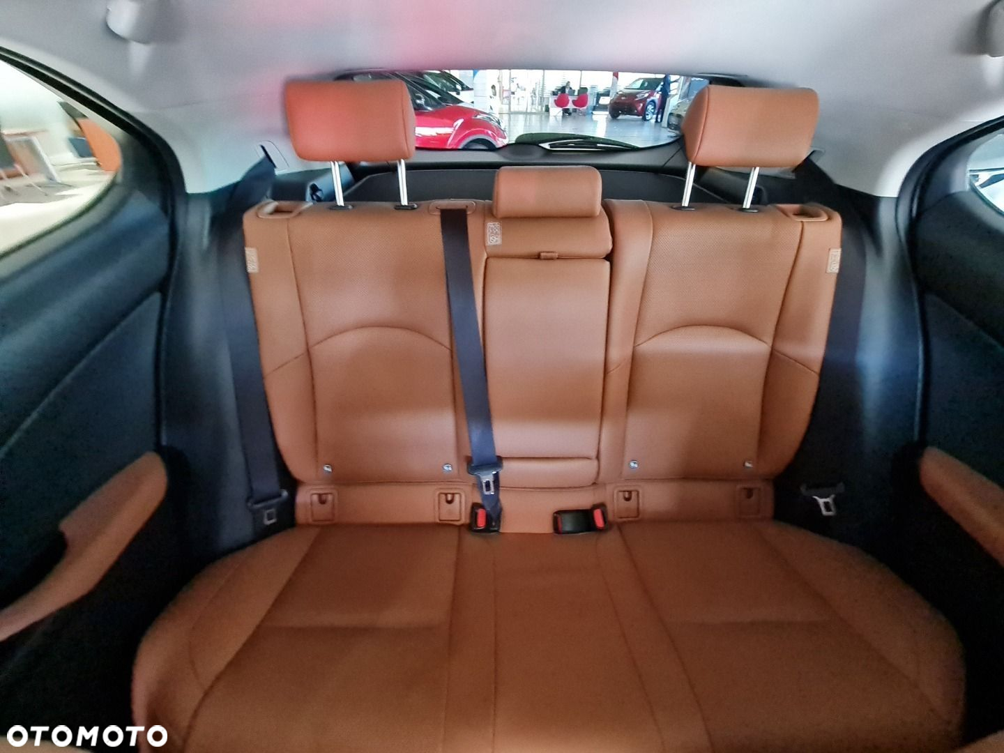 Lexus UX - 15