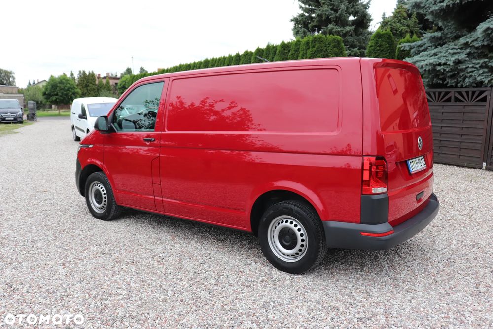 Volkswagen Transporter - 4