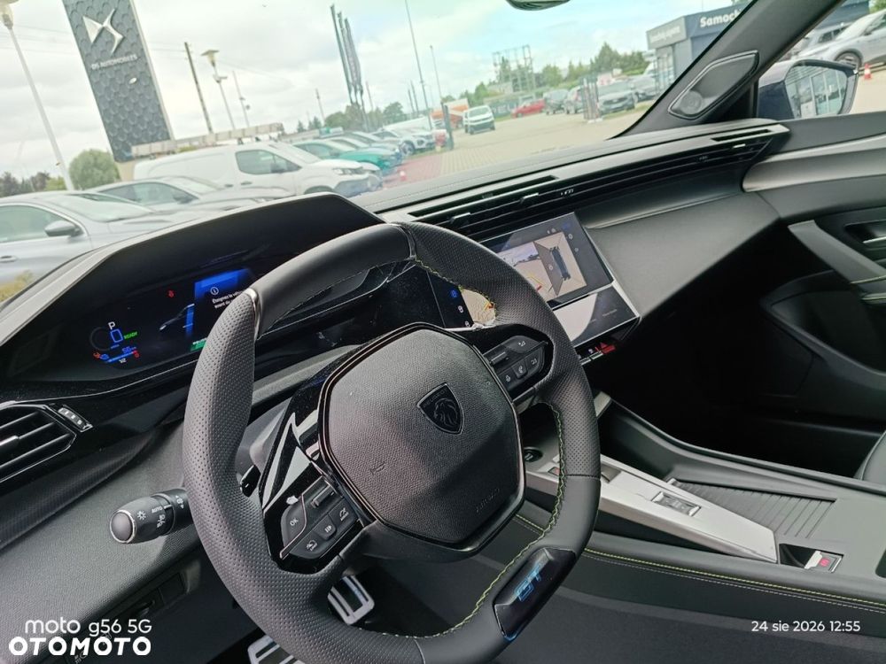 Peugeot 408 - 14