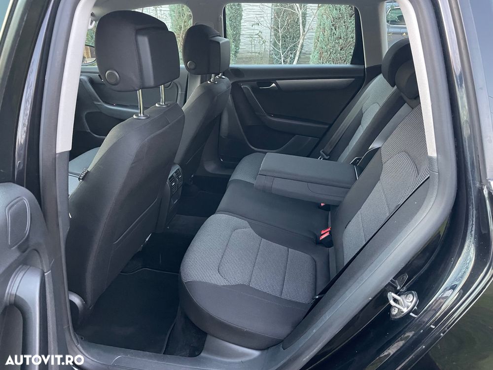 Volkswagen Passat - 18