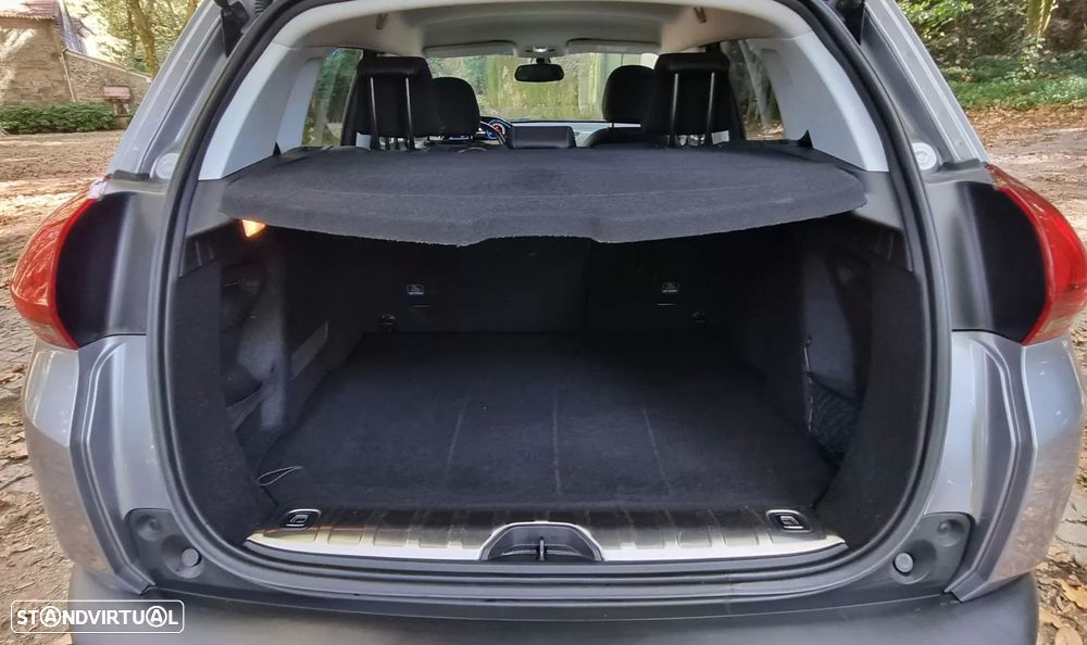 Peugeot 2008 1.2 PureTech Allure - 23