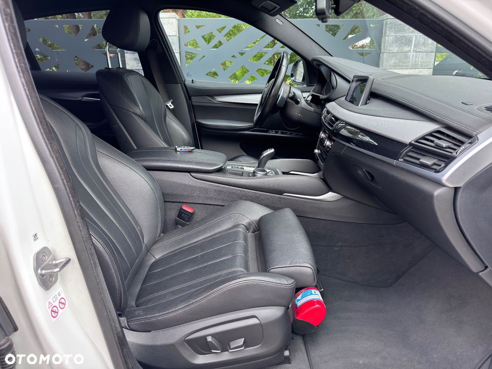BMW X6 xDrive30d - 11
