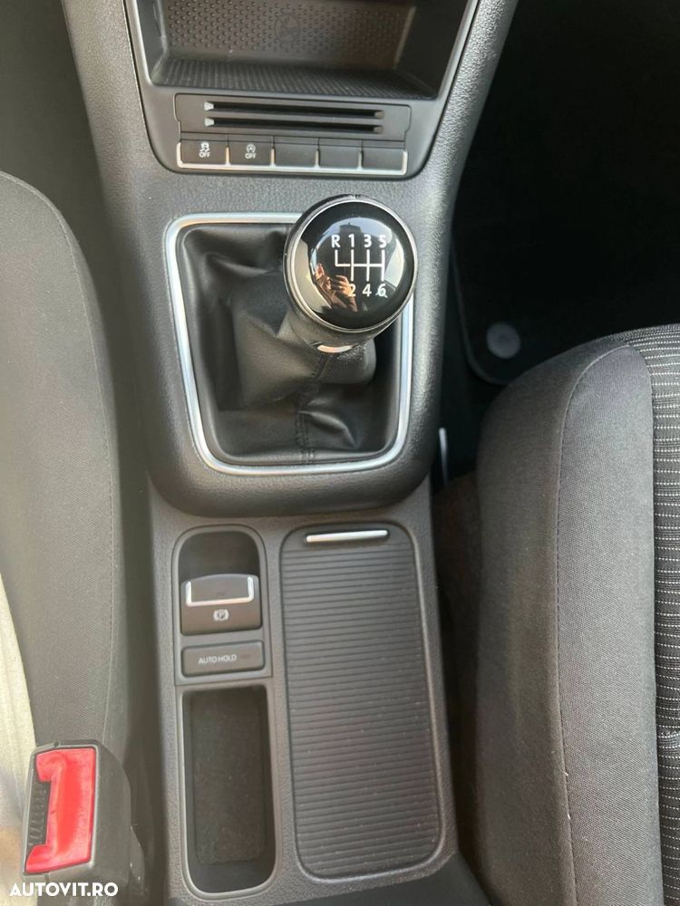 Volkswagen Tiguan - 17