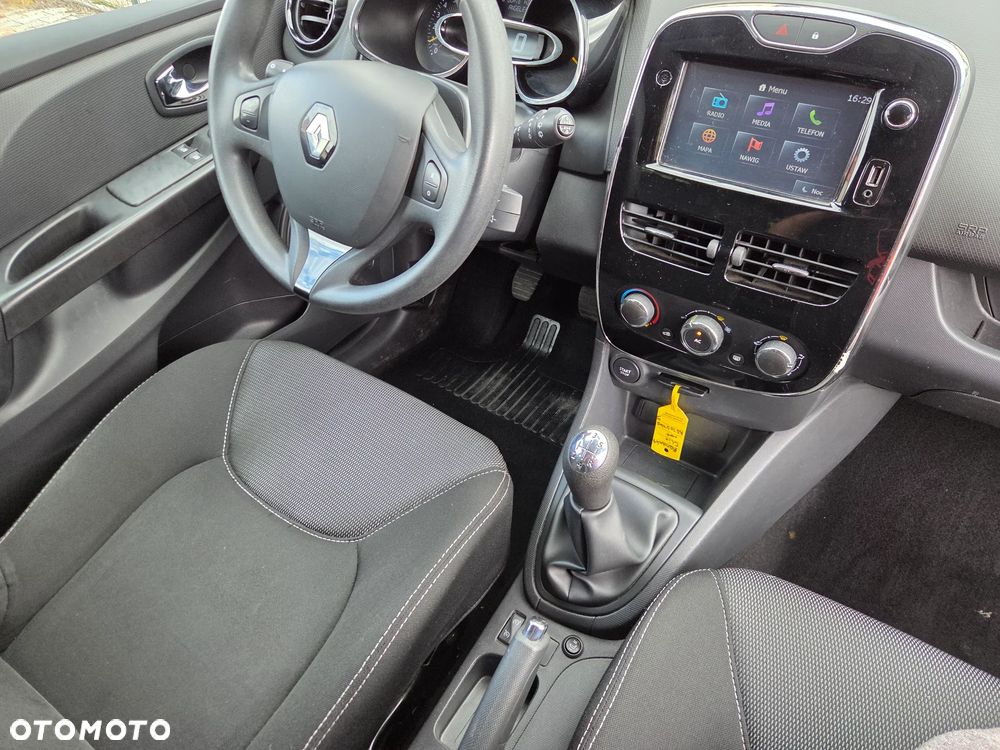Renault Clio - 8