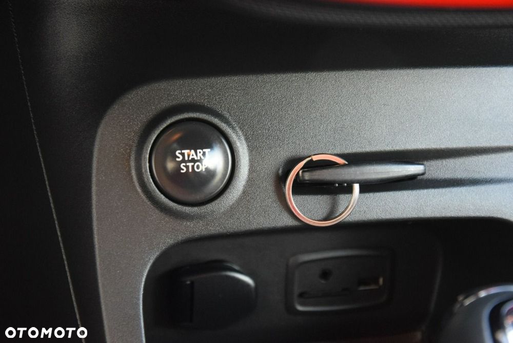 Renault Captur TCe 120 EDC Helly Hansen - 29