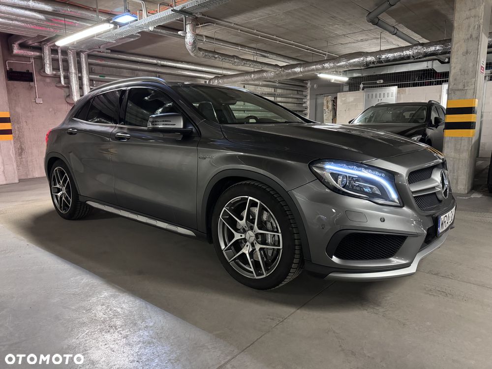 Mercedes-Benz GLA - 3