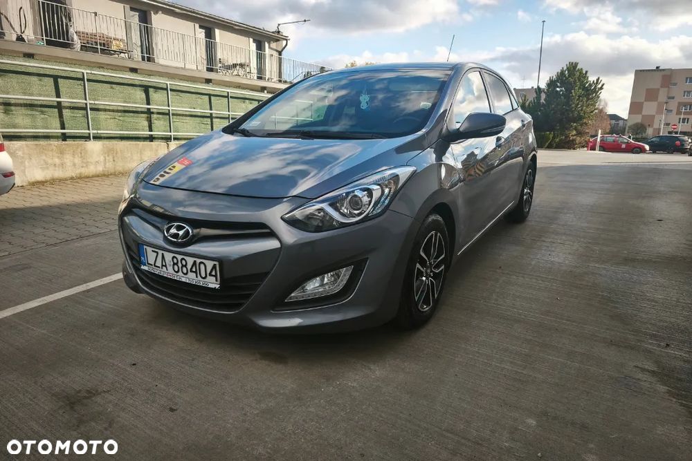 Hyundai i30 1.6 CRDi Comfort EU5 - 22