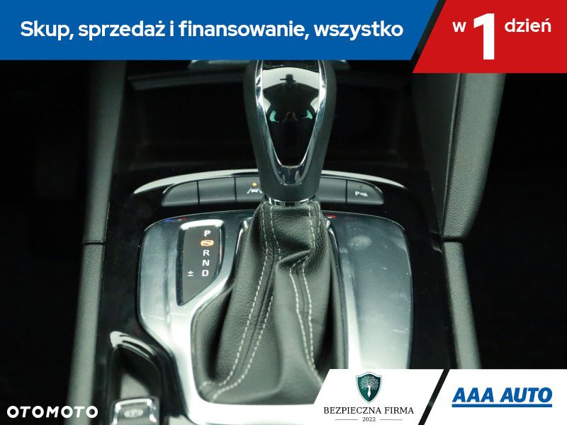 Opel Insignia - 17
