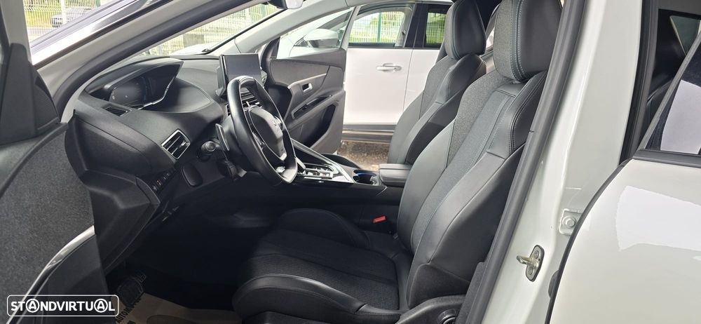 Peugeot 3008 1.6 Hybrid Allure e-EAT8 - 15