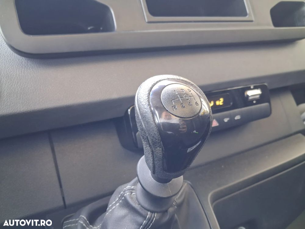 Mercedes-Benz Sprinter 317 - 17