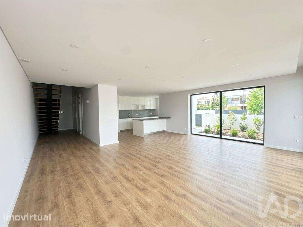 Casa / Villa T3 em Perelhal de 197,00 m2 - Grande imagem: 3/30