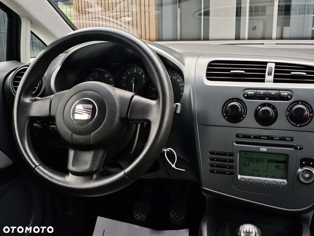 Seat Leon 1.6 Style - 8