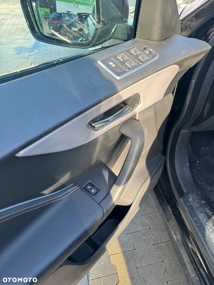 Jaguar F-Pace 20d AWD Prestige - 10