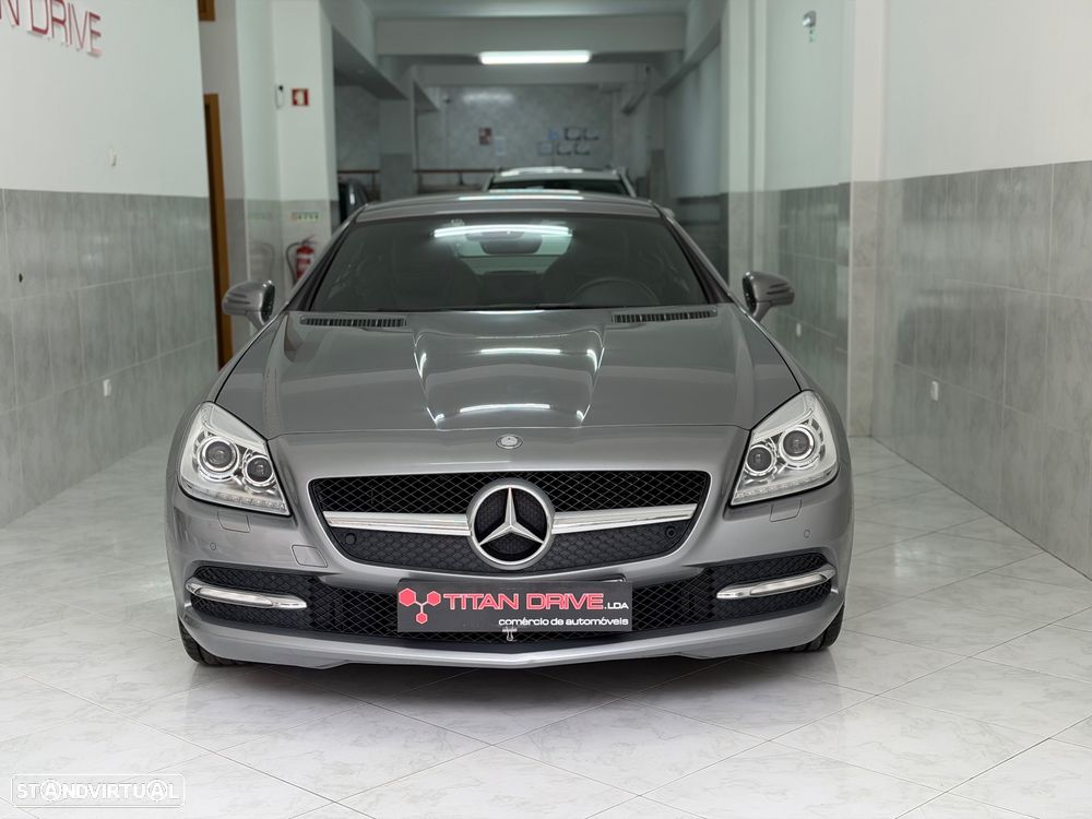 Mercedes-Benz SLK 200 (BlueEFFICIENCY) - 2
