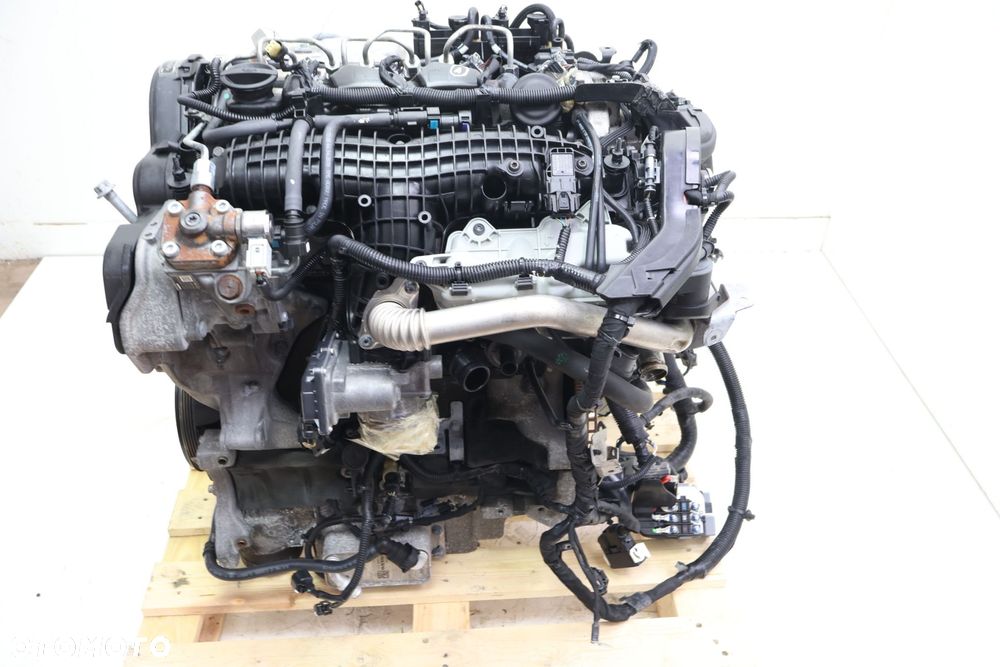 VOLVO XC70 SILNIK D4204T5 31416099, 6906513 - 1