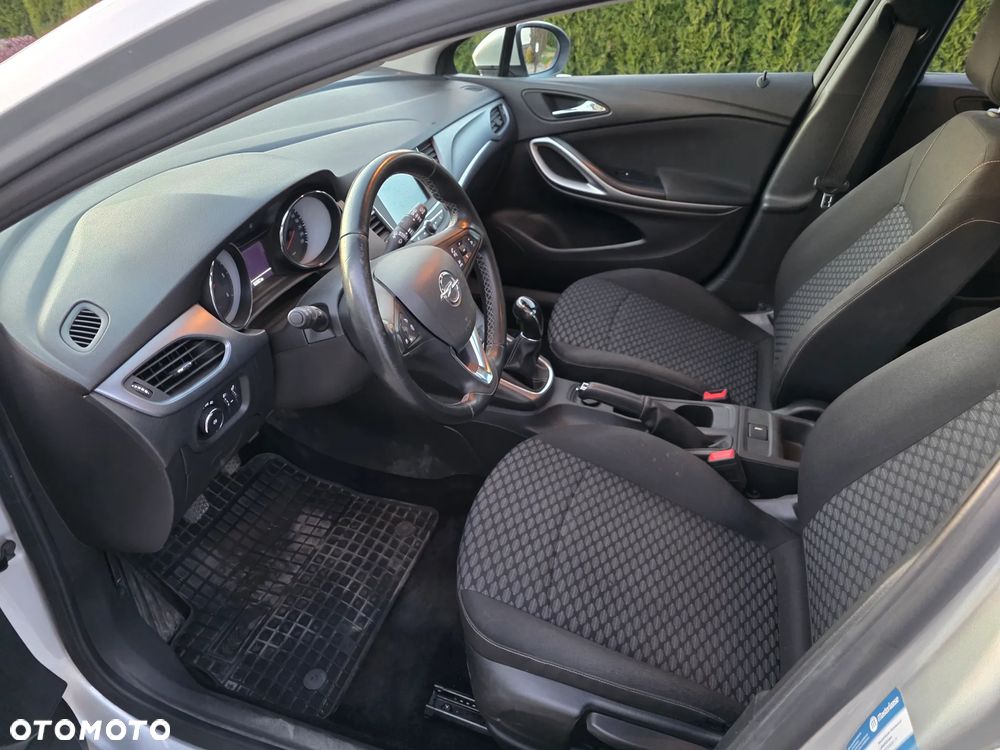Opel Astra 1.6 CDTI Enjoy - 8