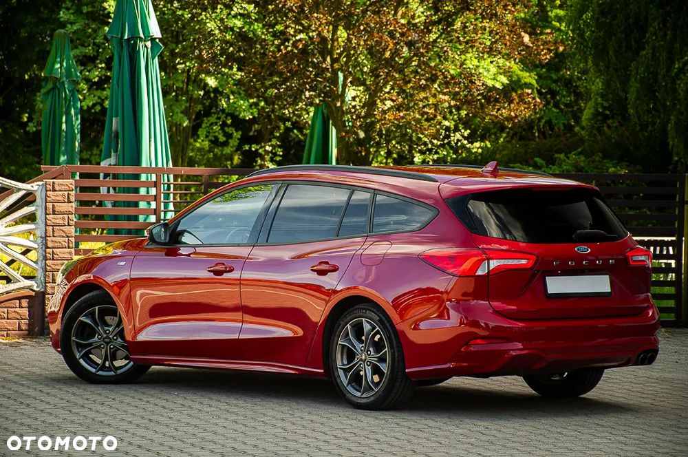 Ford Focus - 36