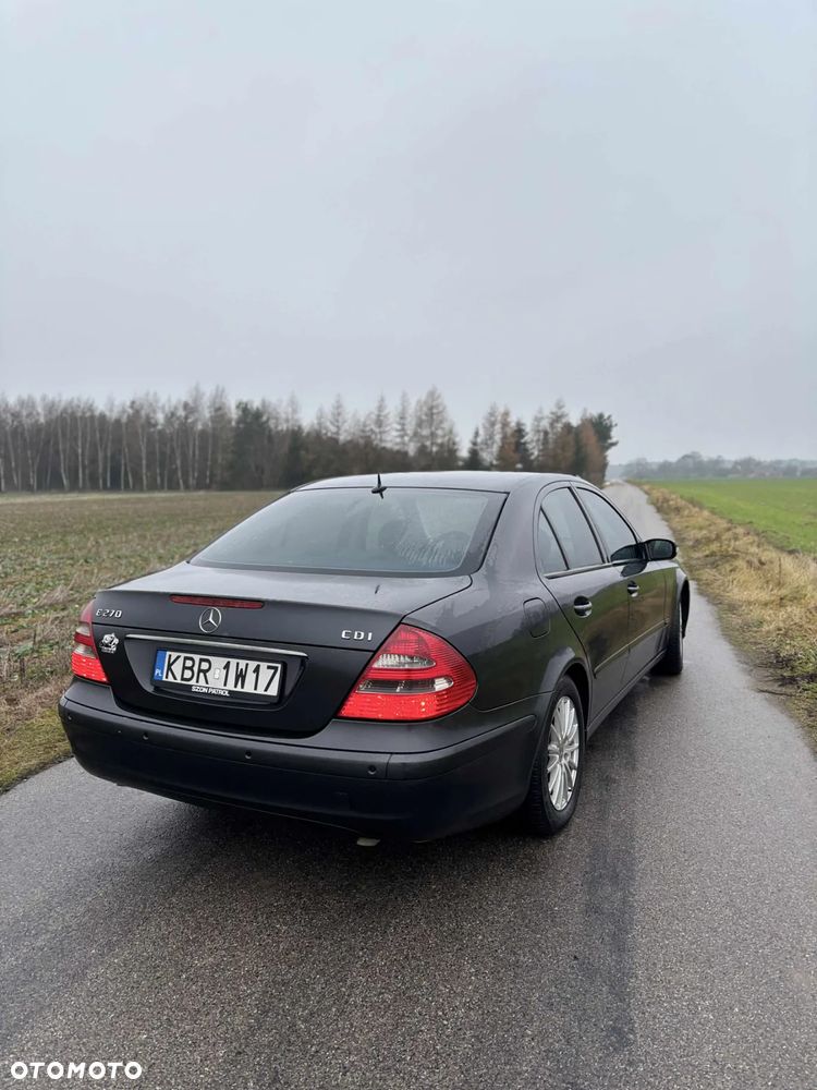 Mercedes-Benz Klasa E - 4