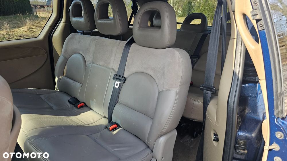 Chrysler Grand Voyager 3.3 LX - 7