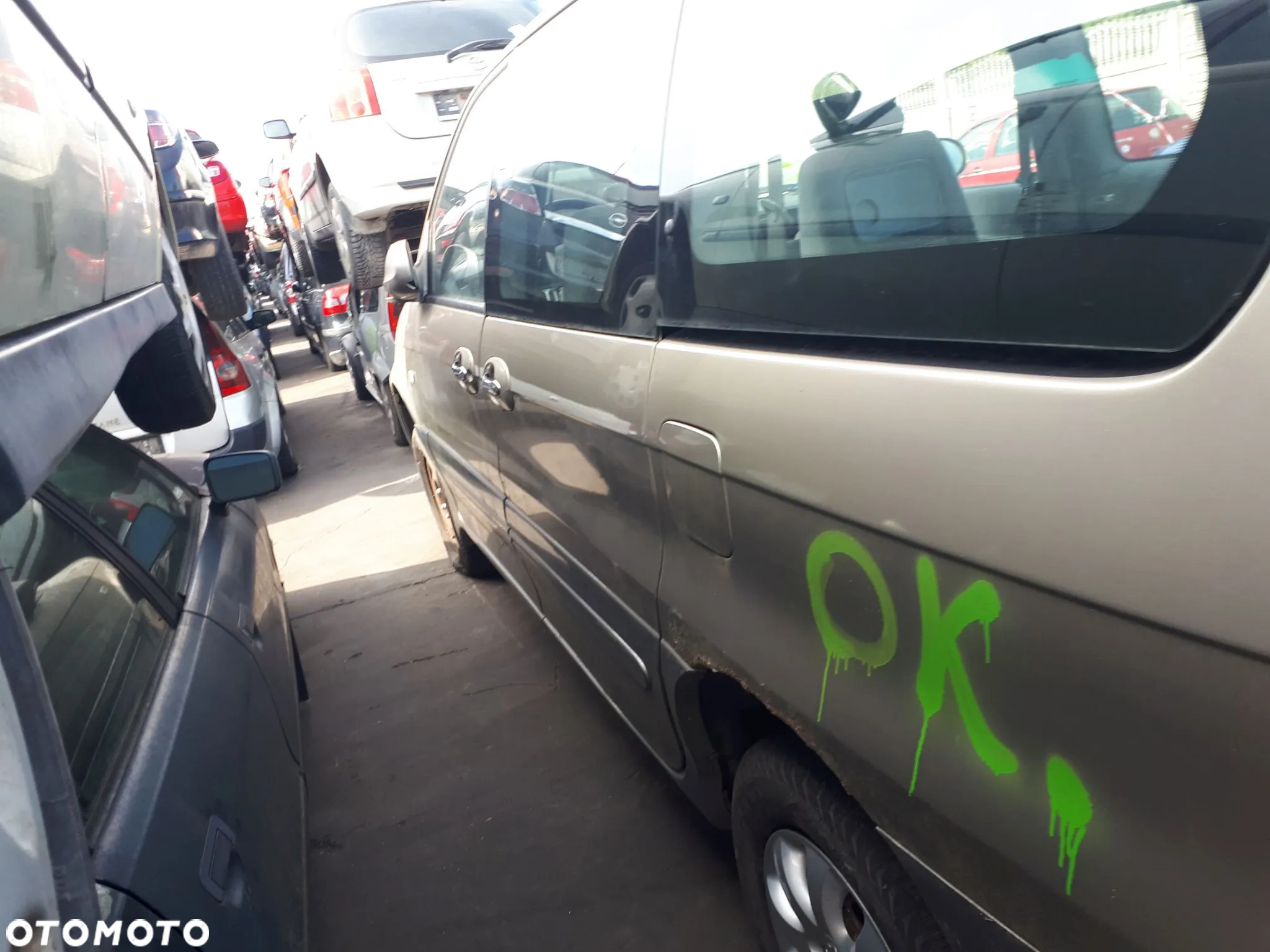 KIA CARNIVAL I LIFT 01-05 MASKA PRZÓD PRZEDNIA KOMPLETNA - 12