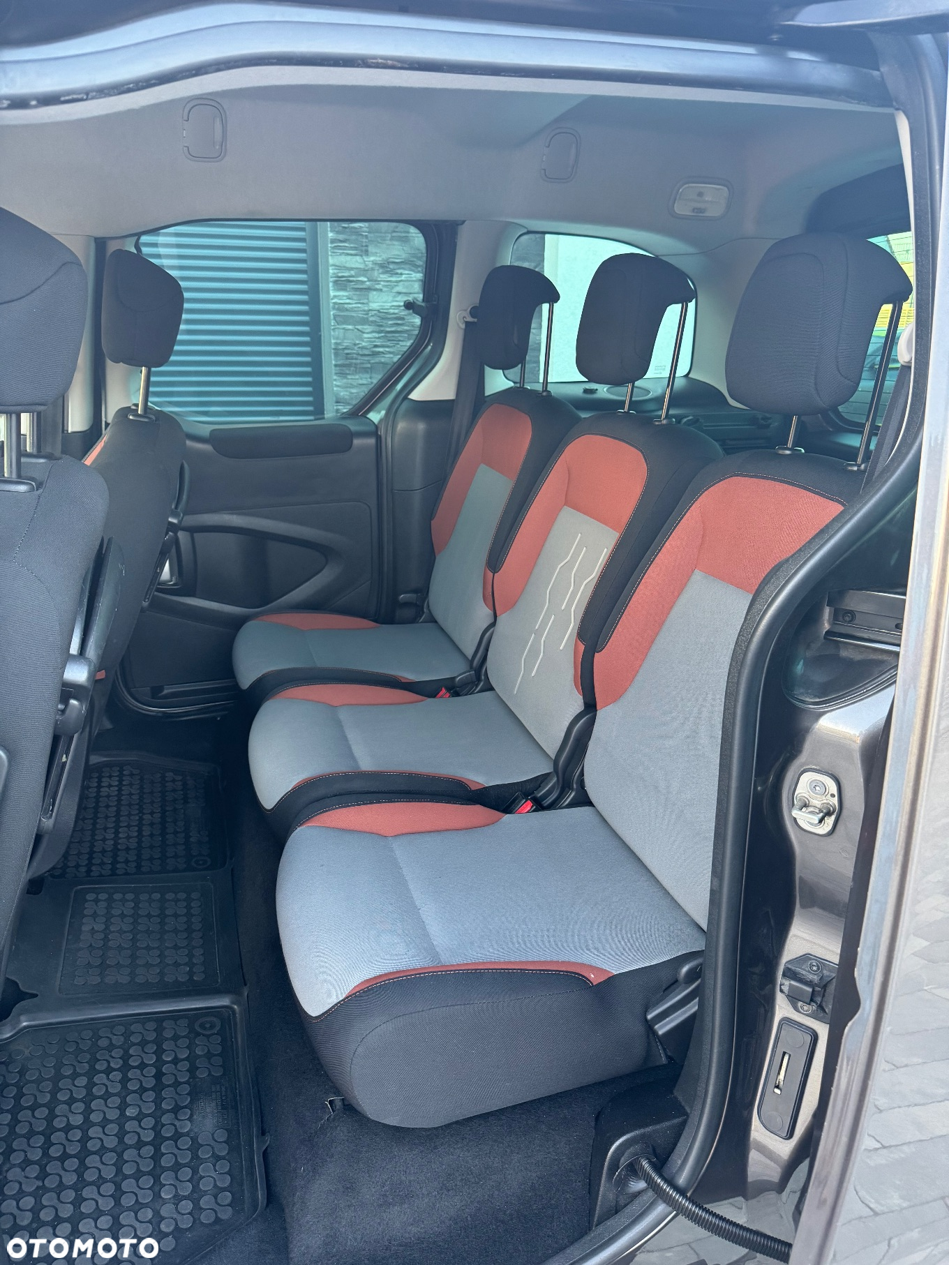 Peugeot Partner 1.6 BlueHDi 100 L2 Pro - 14