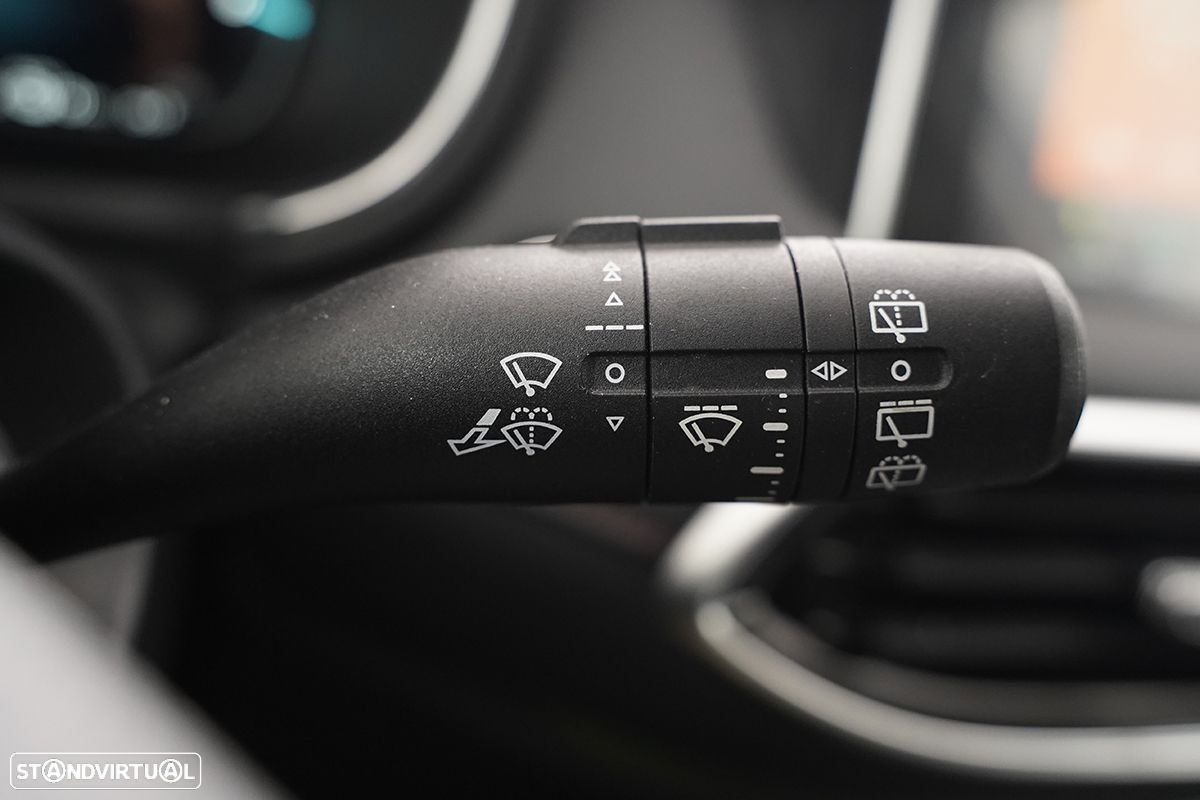 MG EHS 1.5 T-GDI Plug-in Hybrid Luxury - 19