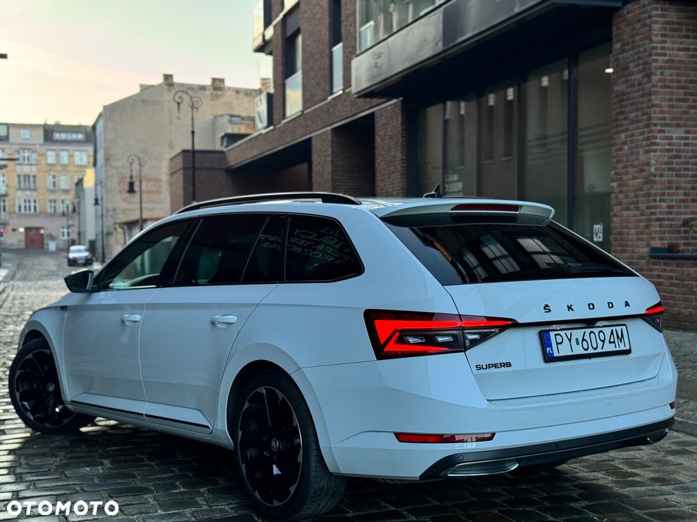 Skoda Superb 2.0 TDI SCR Sportline DSG - 14